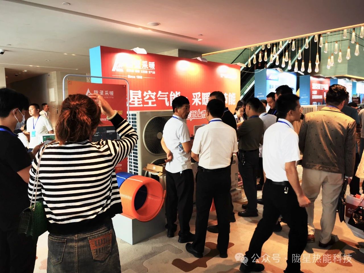 隴星空氣源熱泵新產品驚艷亮相中國熱泵展