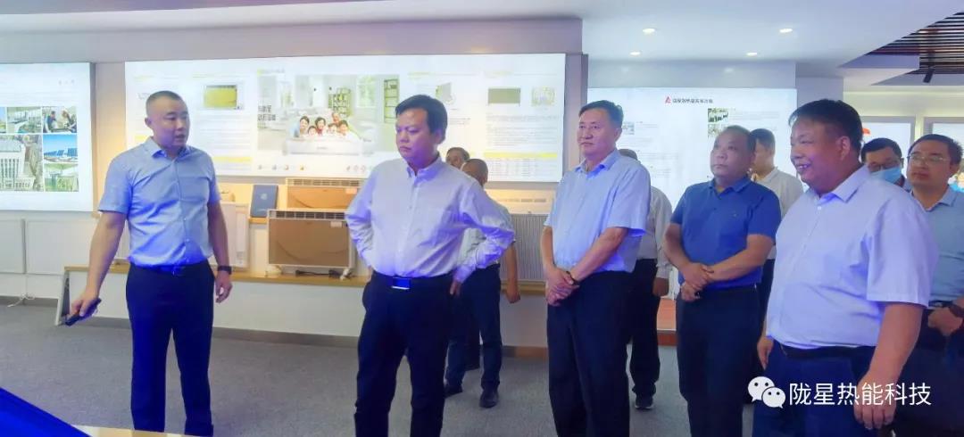 寶雞市副市長來隴星散熱器廠家參觀考察 寶雞市副市長來隴星散熱器廠家參觀考察